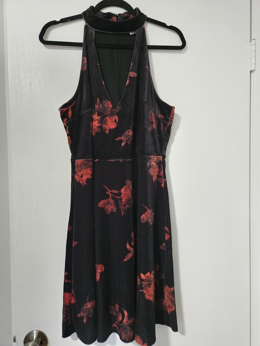 VENUS Black Red Floral Velvet Halter Mini Dress Size Large L Gothic Grunge